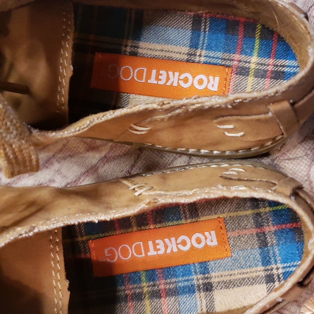 Rocket Dog Tan Women's Sneakers - Picture 3 of 5